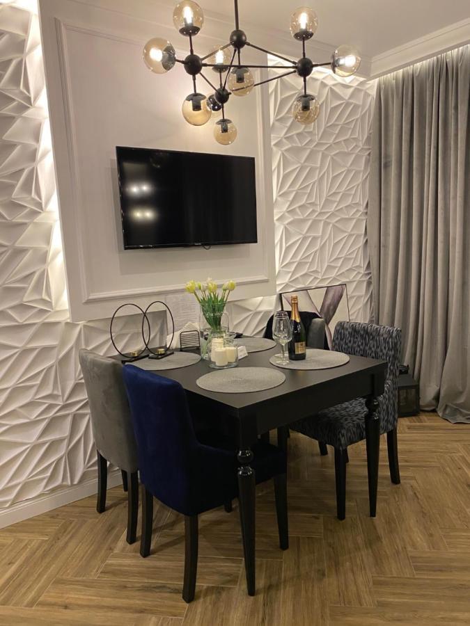 Апартаменти Family & Business Sauna No 6 Lesny Nad Zalewem Cedzyna - 1 Bedroom With Private Sauna, Terrace, Parking, Catering Options Кельце